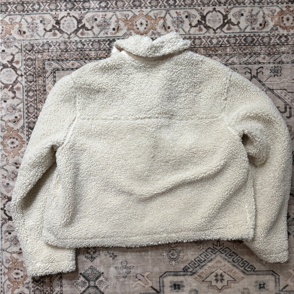 Hollister Cream Sherpa Teddy Shirt Jacket - Shacket - Size Medium - Picture 3 of 6